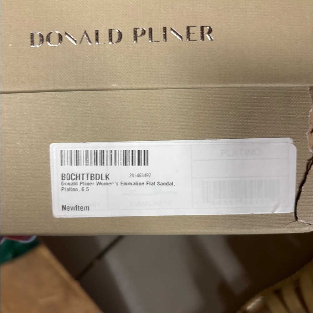 Donald J. Pliner Gold Strappy Slip On Sandals - Picture 5 of 6